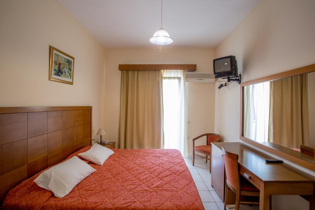 Popi Star Otel Gouvia Dış mekan fotoğraf